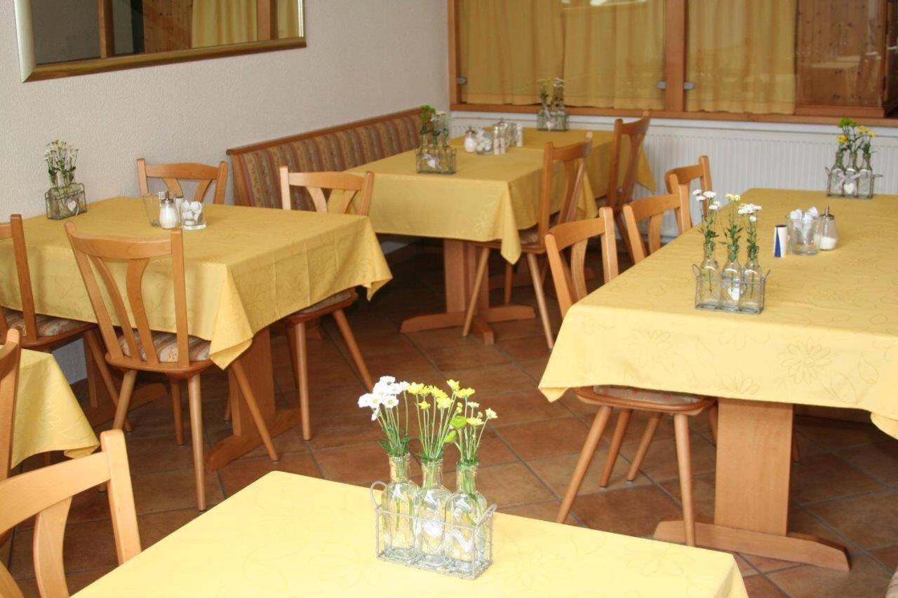 Hotel Gaestehaus Theresia Garni Muhlheim an der Donau Bagian luar foto