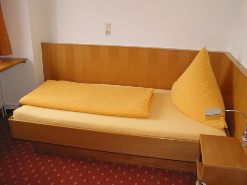 Hotel Gaestehaus Theresia Garni Muhlheim an der Donau Bagian luar foto